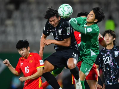 Bí Mật Đọc Vị Cầu Thủ Hàn Quốc Của Cao Văn Bình: Chỉ Cần Nhìn Vào Mắt!