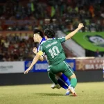 Công Phượng ghi bàn rồi ôm đau ra về, Đồng Nai ngược dòng thắng đậm nhưng nhận tin dữ 1