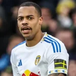 Leeds vs Nottingham: Trận đấu sinh tử, ai sẽ thoát khỏi vòng nguy hiểm? 1