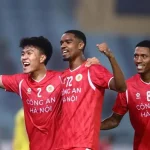 Quang Hải & CAHN đón Tết trên sân cỏ, Pep Guardiola 'dọa' Arsenal, MU tìm HLV mới 1