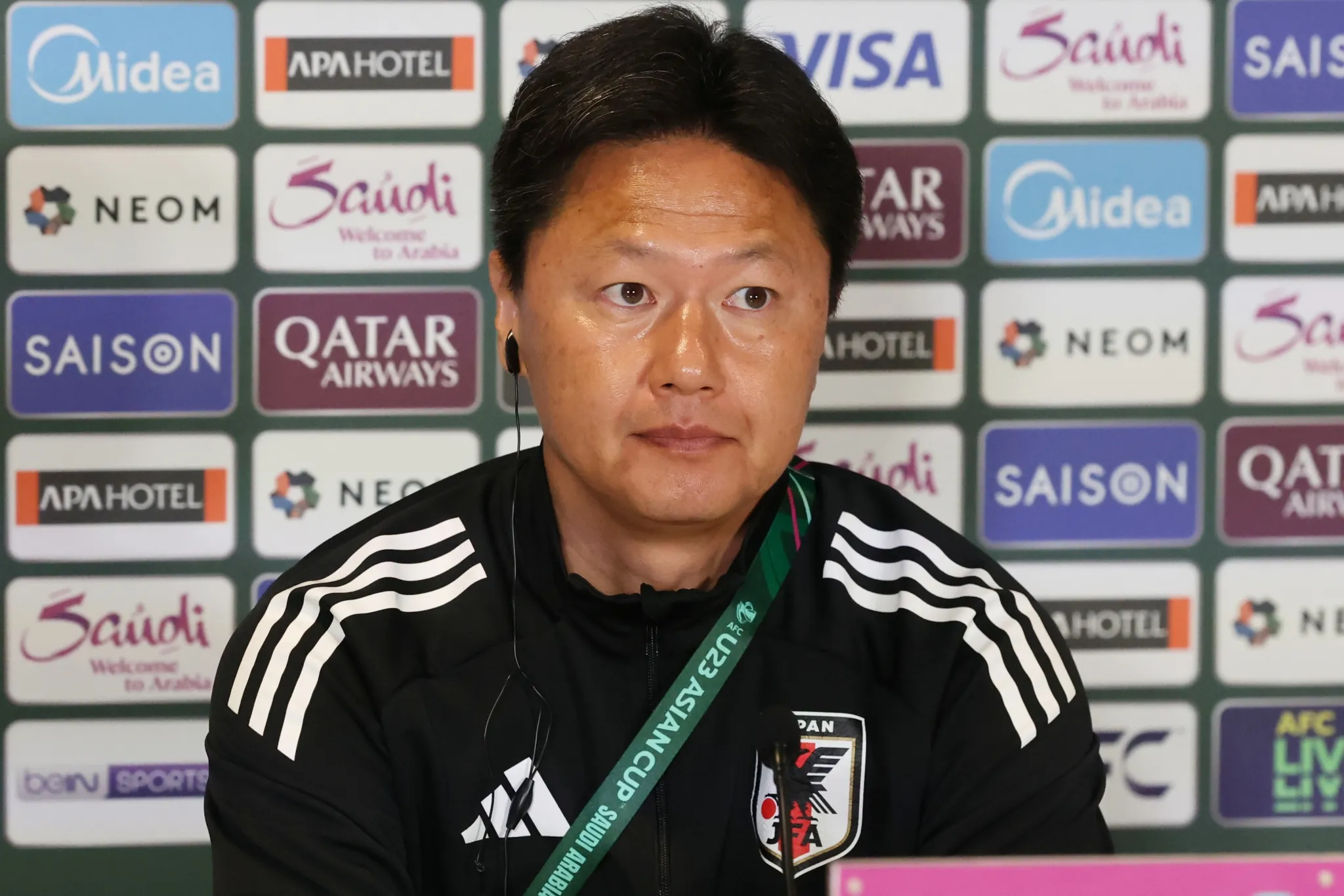 HLV Nhật Bản tiết lộ lý do bảo vệ ngôi vô địch 1