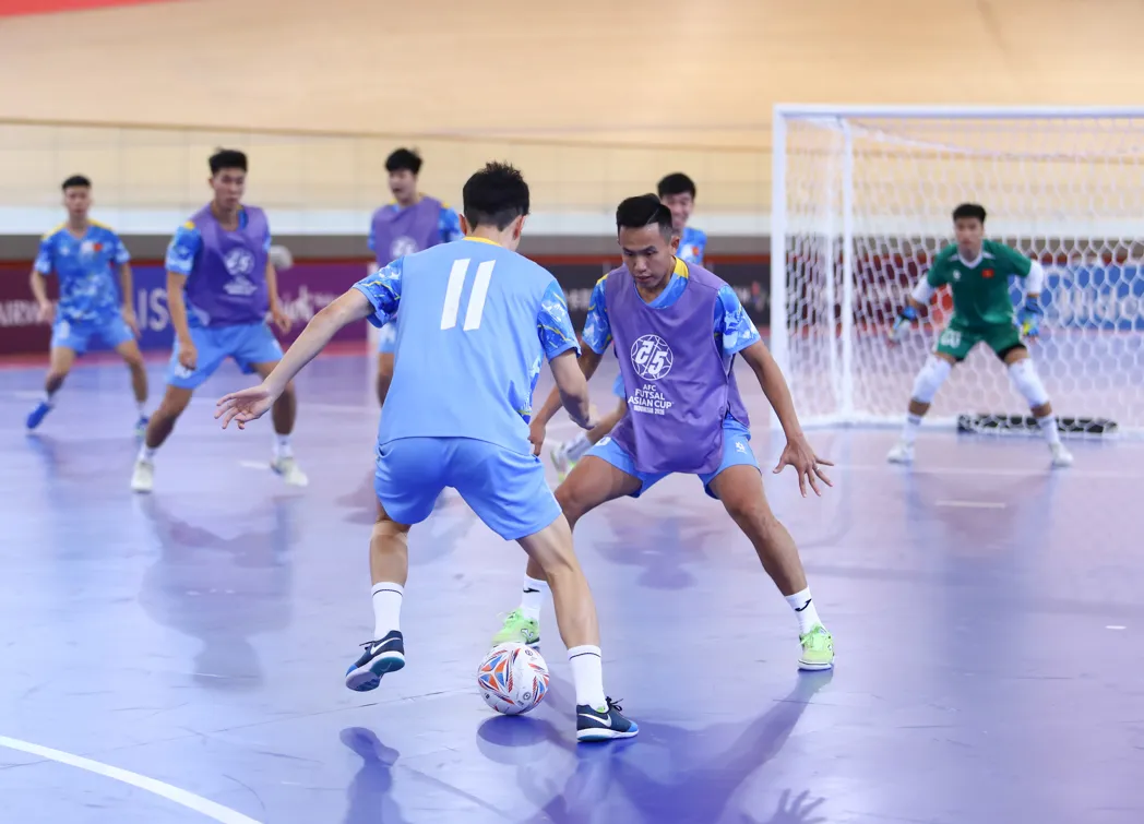 Đội tuyển Futsal Việt Nam tập luyện tại Jakarta