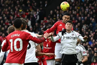 Man Utd 3-2 Fulham: Casemiro lập công rồi rời sân, Quỷ đỏ lộ điểm yếu chí mạng? 1